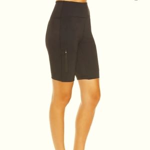 Zella High Waist Hybrid Bike Shorts, Black, SZ XL, RETAIL PRICE $49 NWT